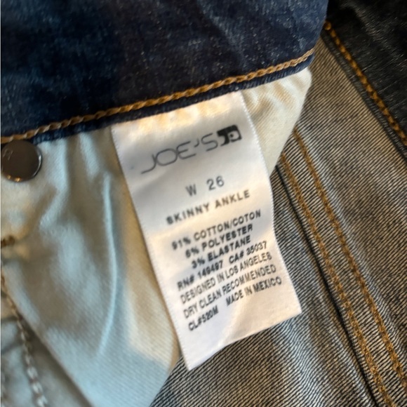 Joe’s Skinny Jeans - Picture 2 of 6